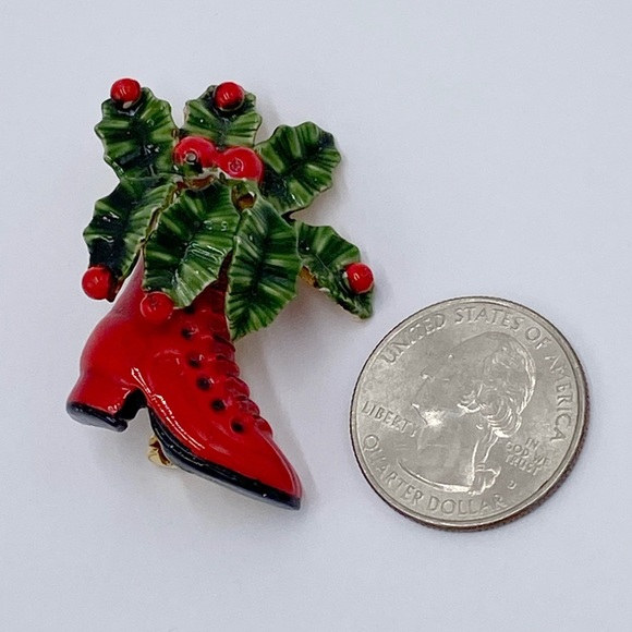 Originals by Robert Enamel Victorian Christmas Boot / Stocking Brooch / Pin - Picture 7 of 10